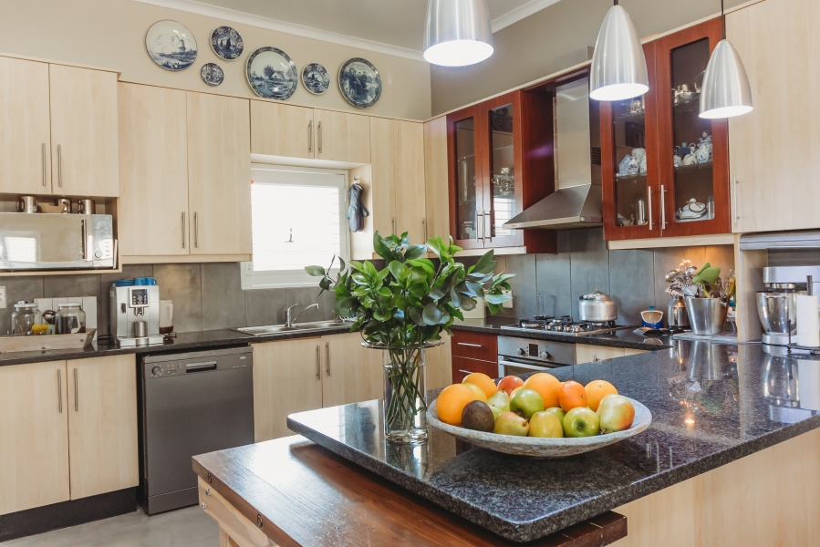 3 Bedroom Property for Sale in Blanco Western Cape